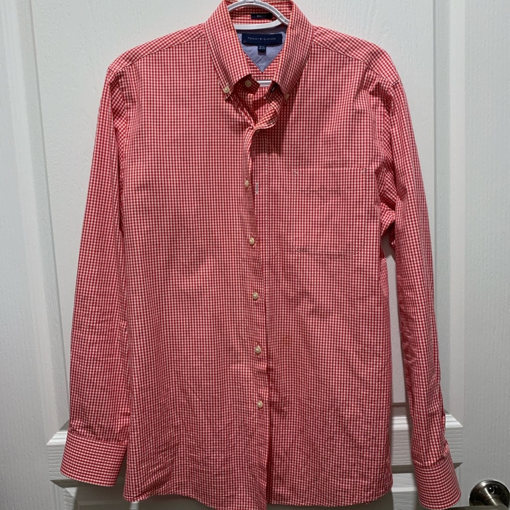 Tommy Hilfiger Red & White Picnic Table Button-Down Men’s Checkered Shirt